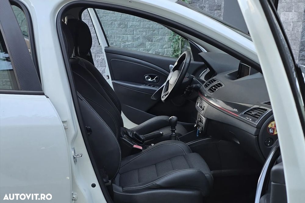 Renault Megane 1.5 dCi GT Line - 13