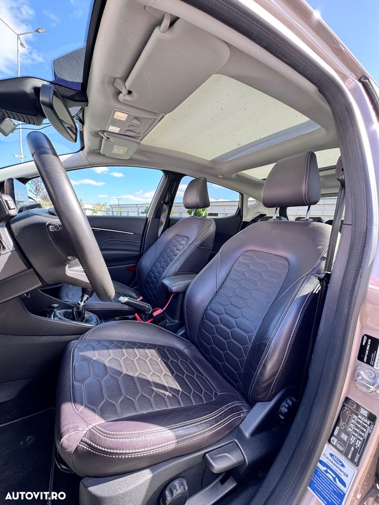 Ford Fiesta 1.0 EcoBoost Vignale - 12