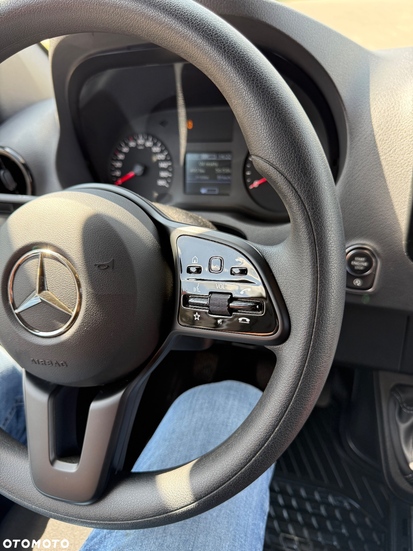 Mercedes-Benz Sprinter 317 Maxi - 12