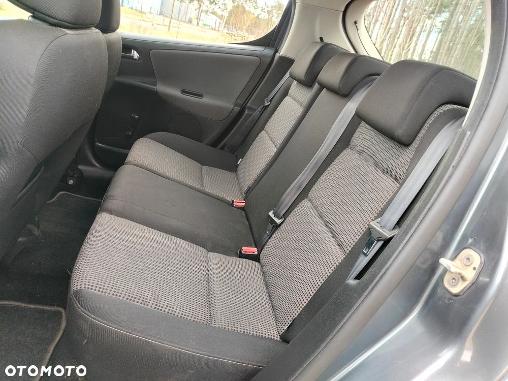 Peugeot 207 1.6 HDi Trendy - 12