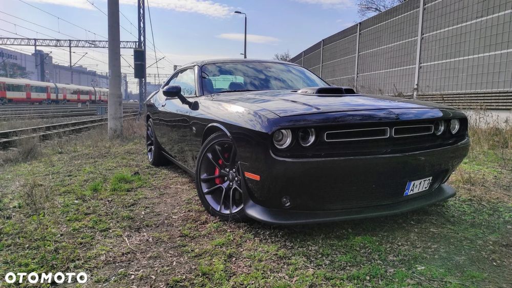 Dodge Challenger 6.4 Scat Pack - 14