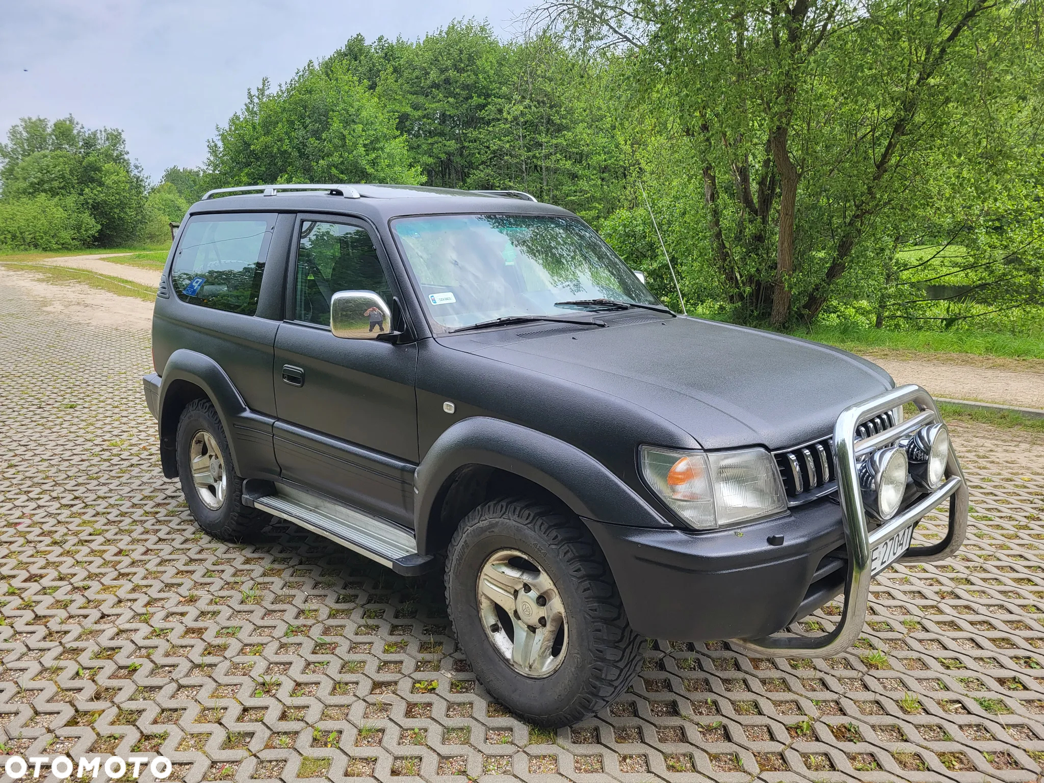 Toyota Land Cruiser - 12