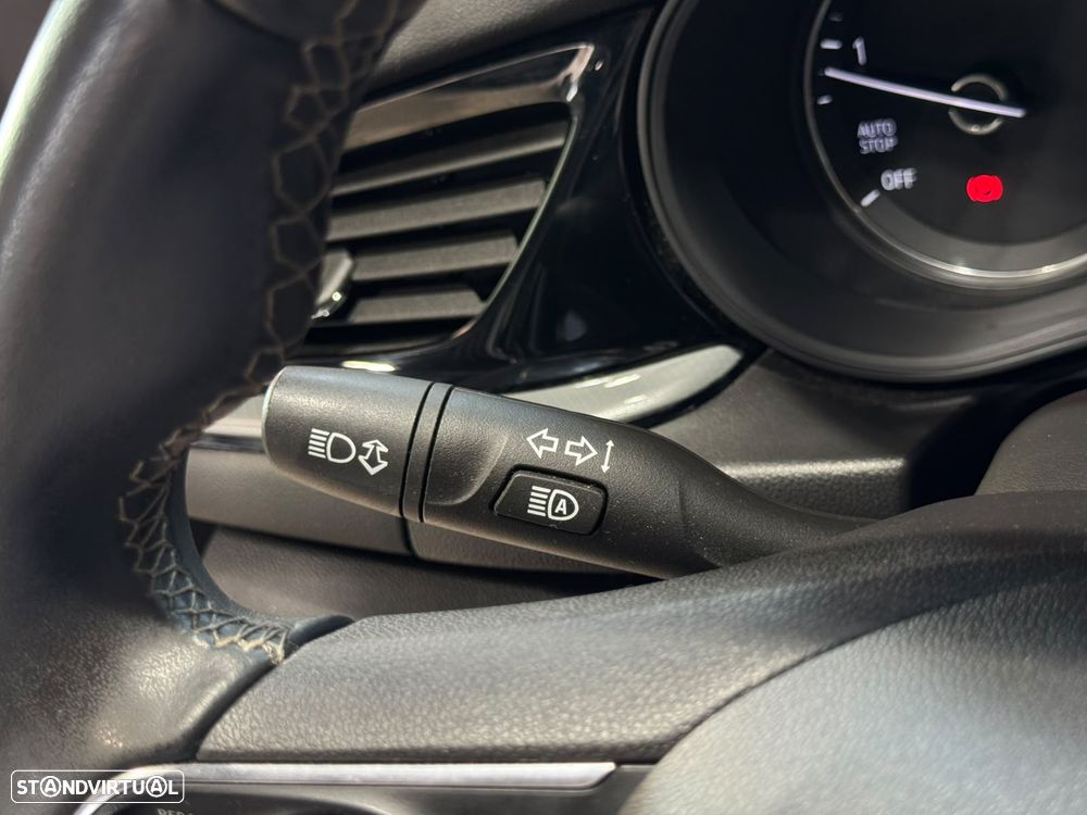 Opel Insignia Grand Sport 1.6 CDTi Business Edition — fotografia 17
