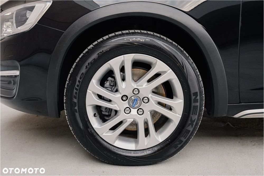 Volvo V60 Cross Country D4 Geartronic Summum - 18