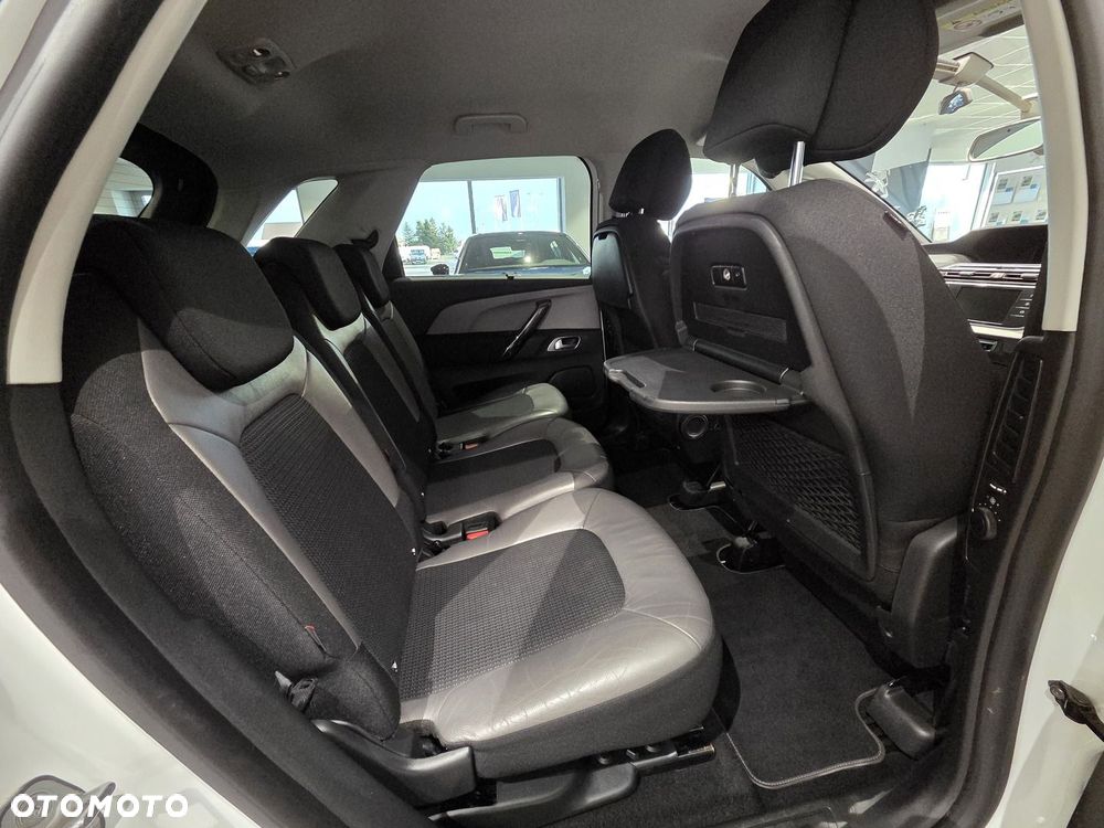 Citroën C4 Picasso 1.2 PureTech Shine S&S - 8