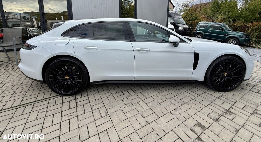 Porsche Panamera 4 - 13