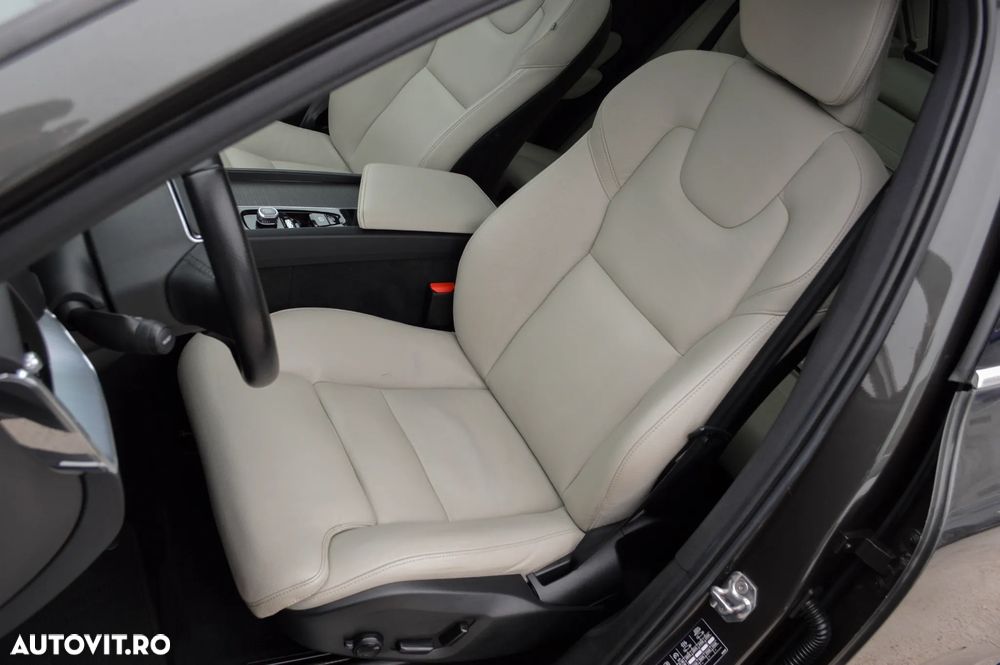 Volvo XC 60 T8 Twin Engine AWD Geartronic Inscription - 31