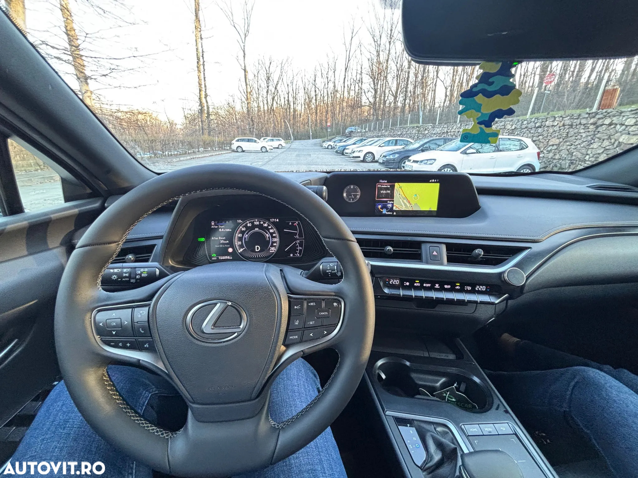 Lexus UX 250h - 5