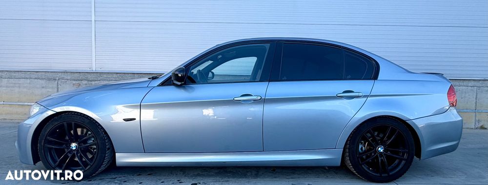 BMW Seria 3 320d DPF Aut. Edition Exclusive - 31