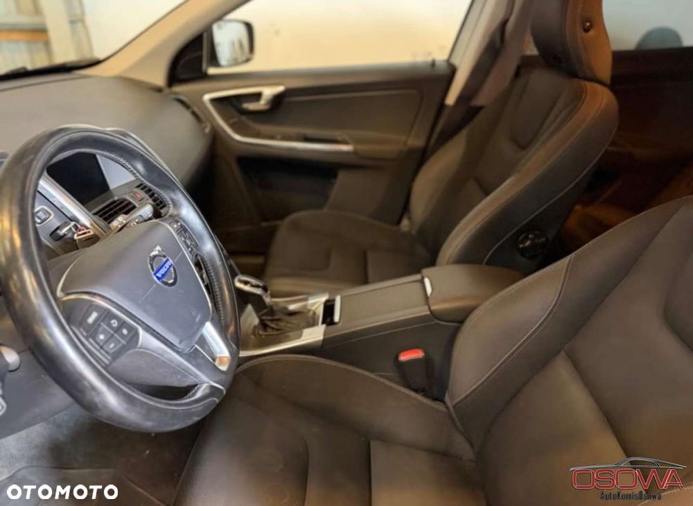 Volvo XC 60 D4 Geartronic Momentum - 13