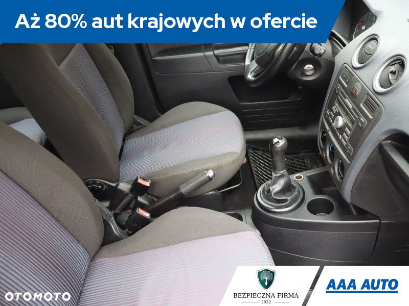 Ford Fusion - 10