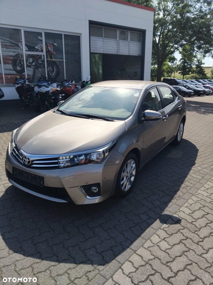 Toyota Corolla 1.6 Valvematic Life Plus - 10
