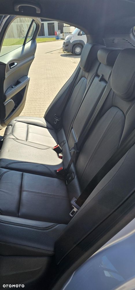 Alfa Romeo Stelvio 2.0 Turbo TI Q4 - 25