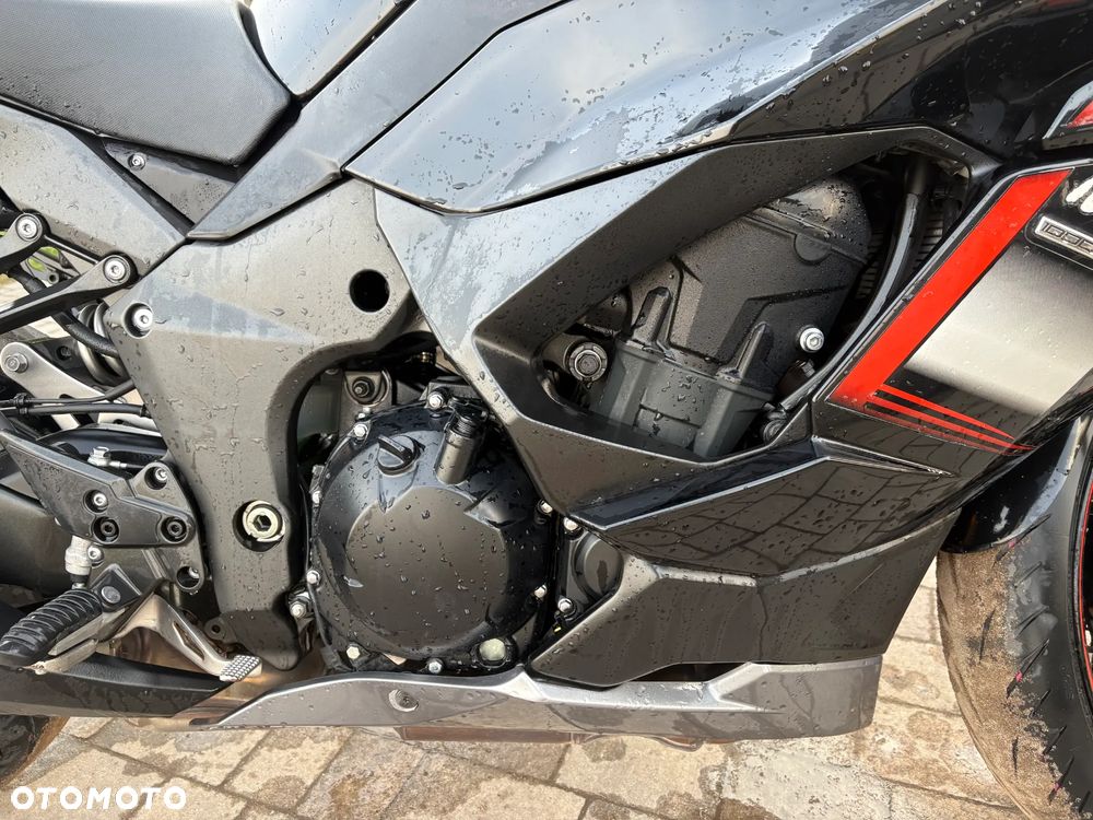 Kawasaki Ninja 1000 SX - 12