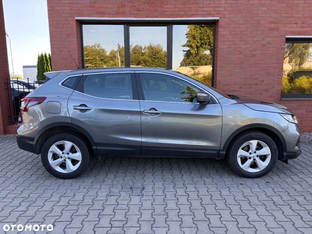 Nissan Qashqai 1.3 DIG-T MHEV N-Connecta Xtronic - 29