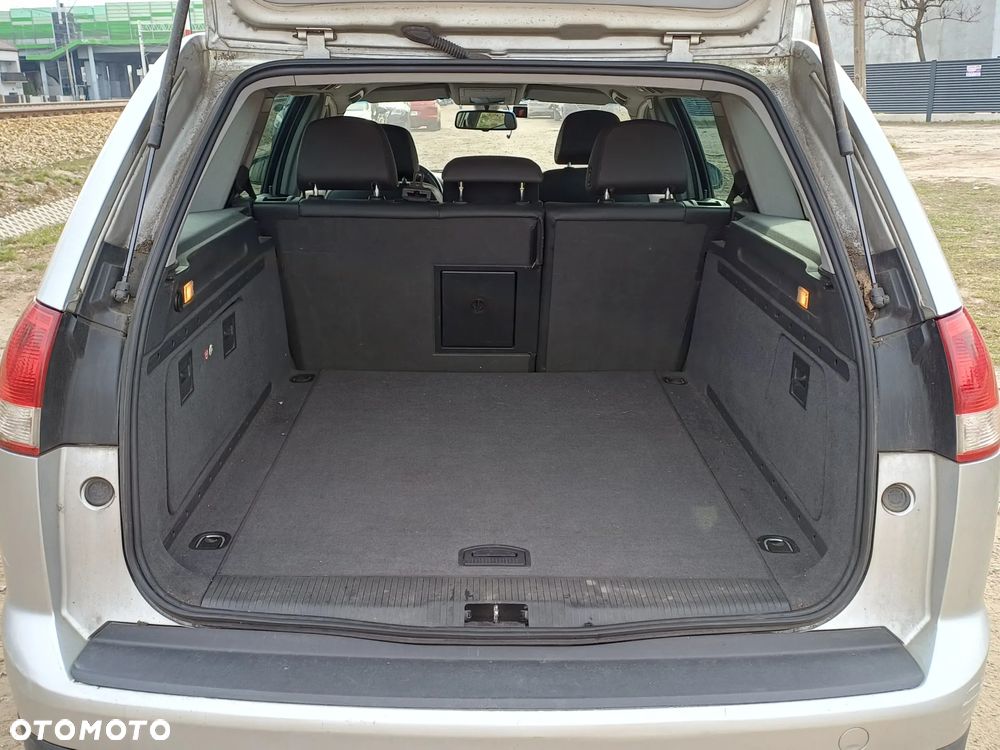 Opel Vectra 1.9 CDTI DPF Cosmo - 7