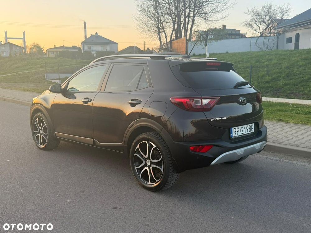 Kia Stonic 1.0 T-GDI 120 Edition 7 - 10