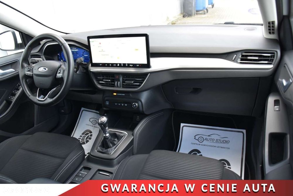 Ford Focus 1.0 EcoBoost Hybrid TITANIUM - 12