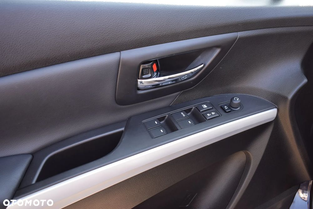 Suzuki SX4 S-Cross 1.6 VVT 4x2 limited+ - 23