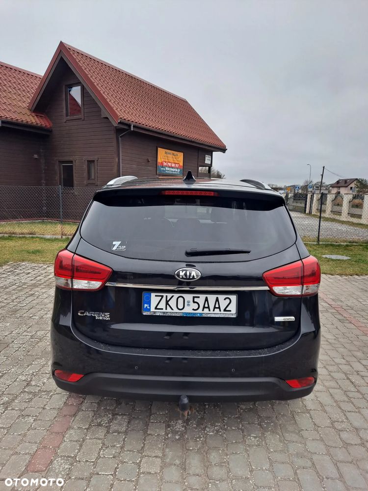 Kia Carens 1.7 CRDi M 7os - 3