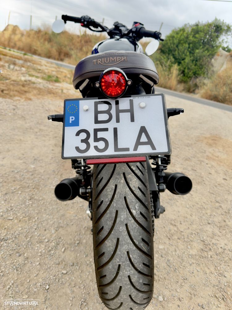 Triumph Bonneville T120 Black - 2