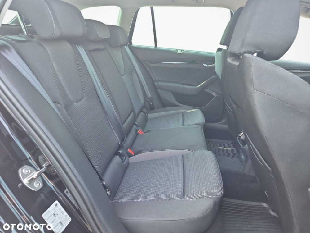 Skoda Octavia 2.0 TDI Selection - 14