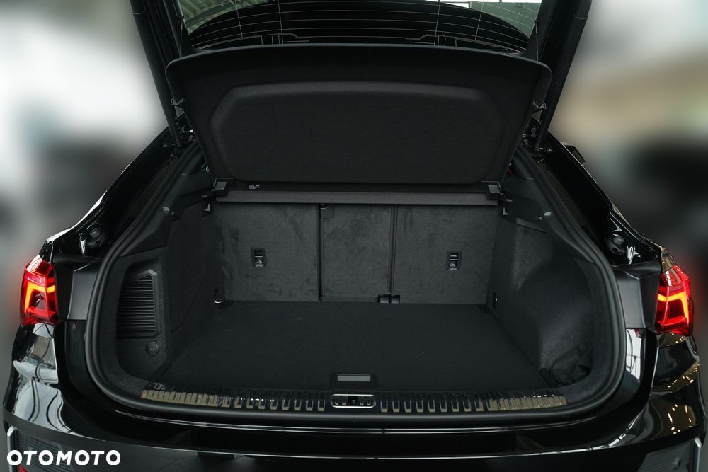 Audi Q3 Sportback - 6