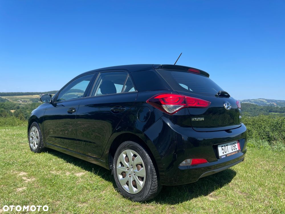 Hyundai i20 1.1 CRDi Classic - 8