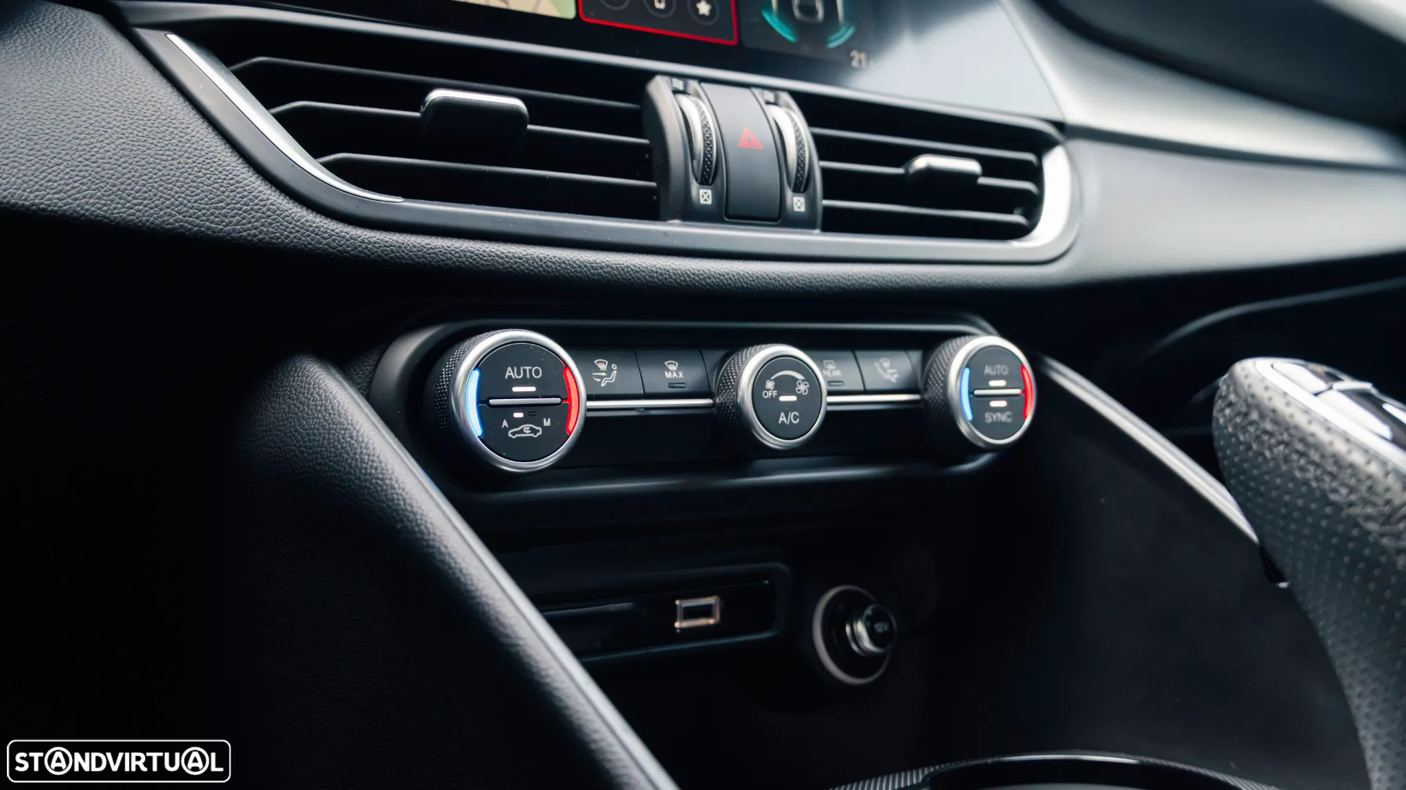 Alfa Romeo Giulia 2.2 D Sprint AT8 - 37