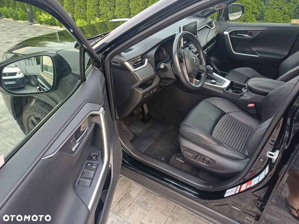 Toyota RAV4 2.5 Hybrid Black Edition by JBL 4x4 - 11