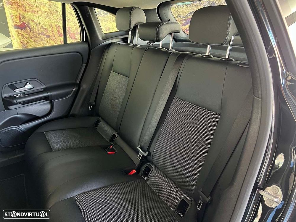 Mercedes-Benz GLA 180 7G-DCT Edition 2021 - 26