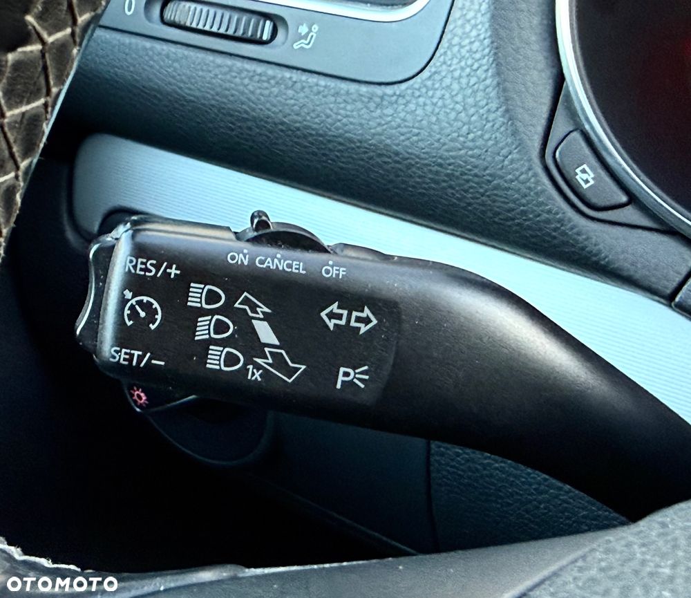 Volkswagen Golf 1.4 MATCH - 22