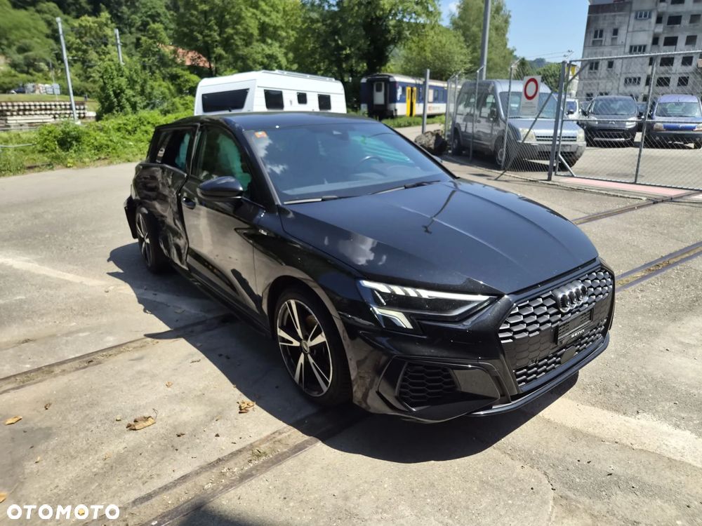 Audi A3 Sportback 35 TFSI S tronic S line - 2