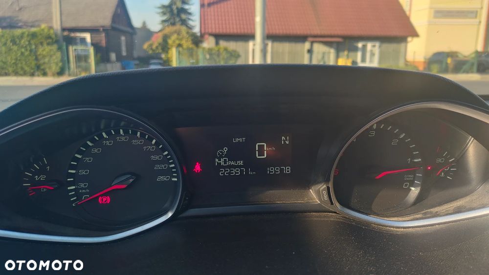 Peugeot 308 1.6 BlueHDi Active S&S - 8