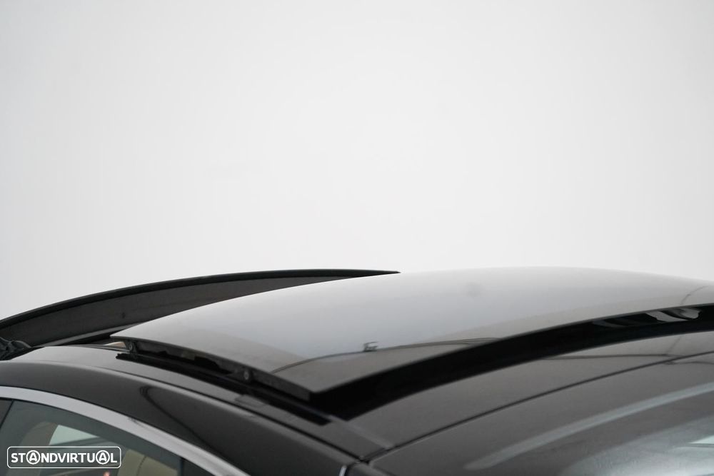 Tesla Model S 90D - 23