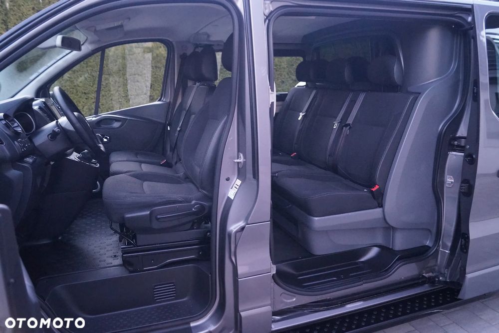 Opel Vivaro - 11