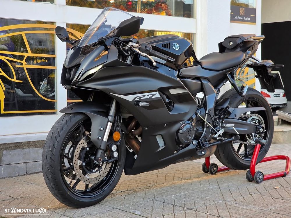 Yamaha R R7 aceito retoma - 5