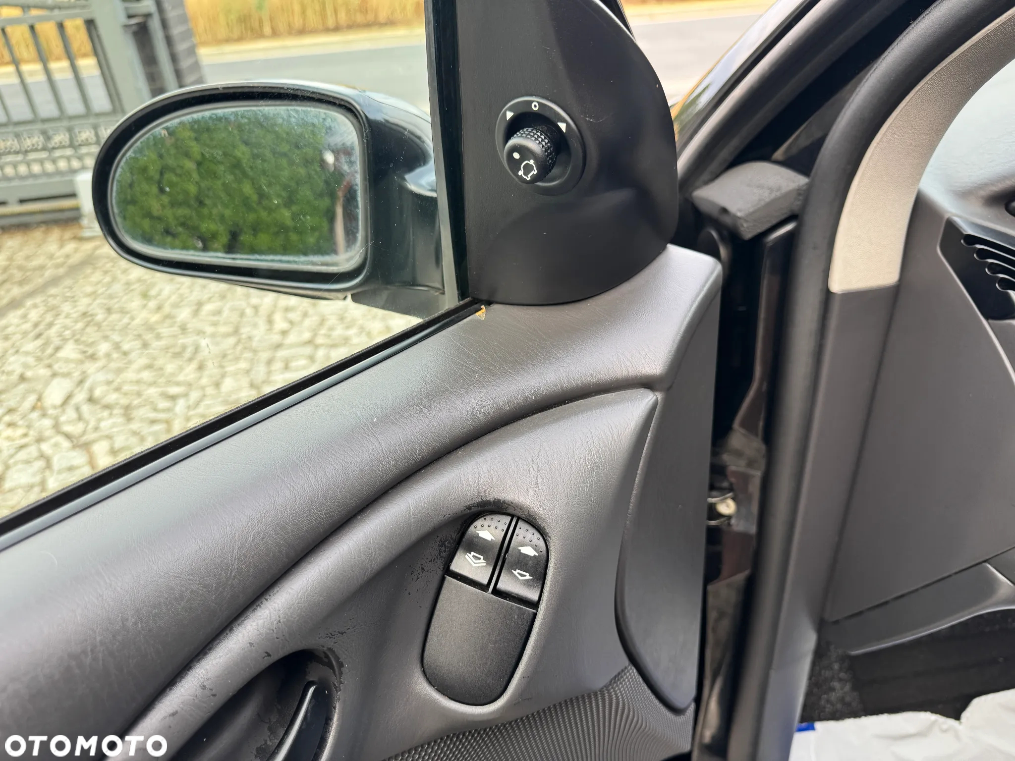 Ford Focus 1.6 16V Style - 27