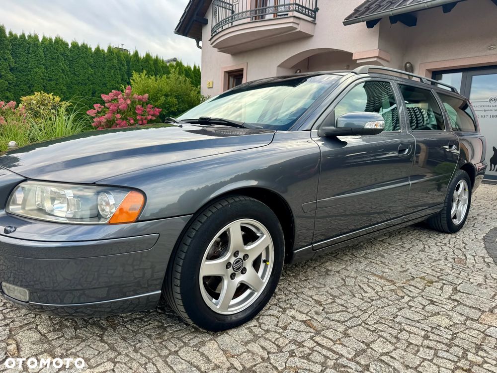 Volvo V70 2.4 Premium - 9