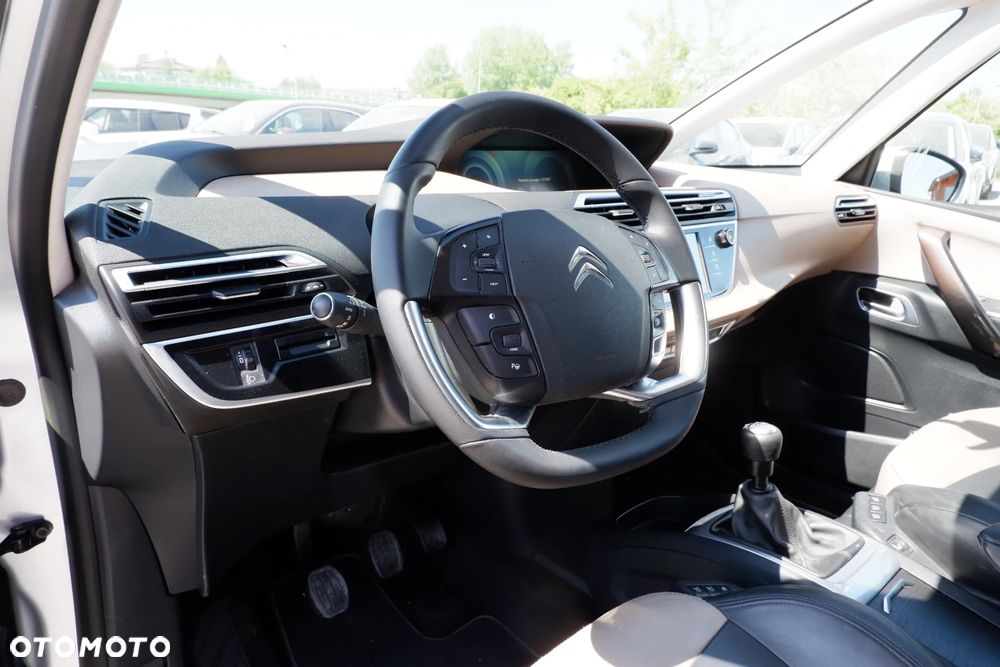 Citroën C4 Picasso - 25