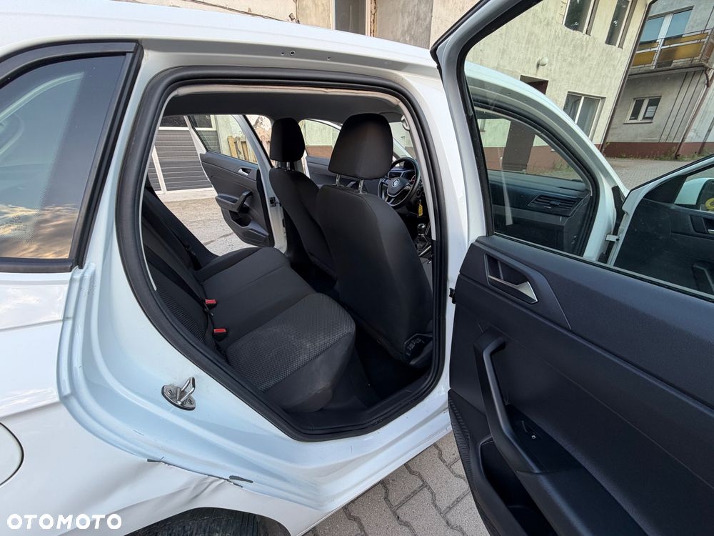 Volkswagen Polo 1.0 Comfortline - 12