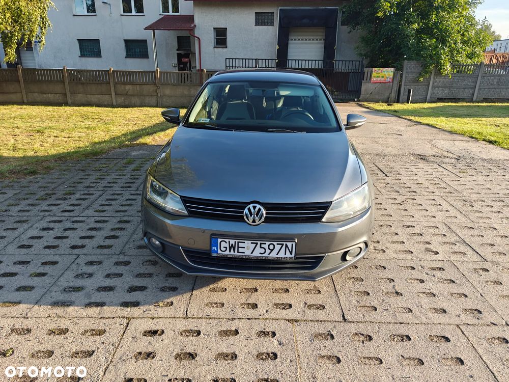 Volkswagen Jetta 1.4 TSI Highline - 3