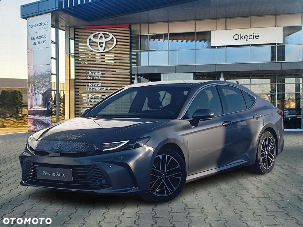 Toyota Camry - 1