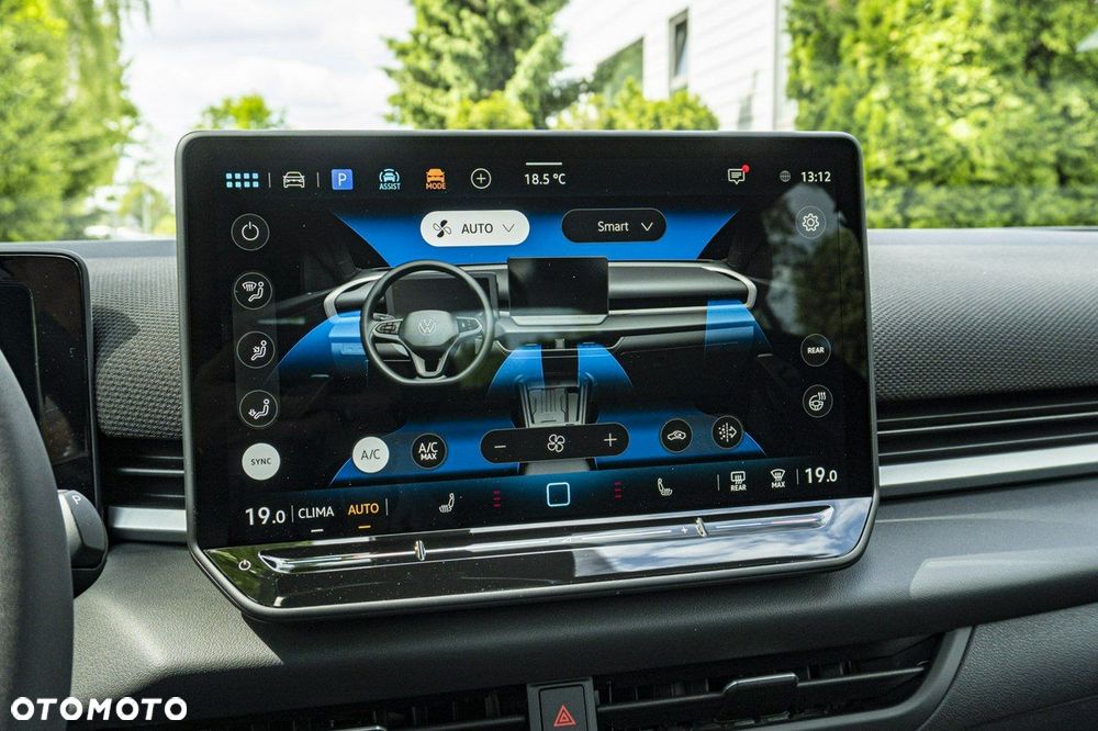 Volkswagen T-Roc - 31