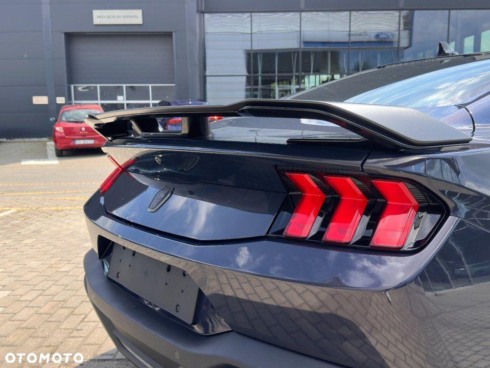 Ford Mustang - 10