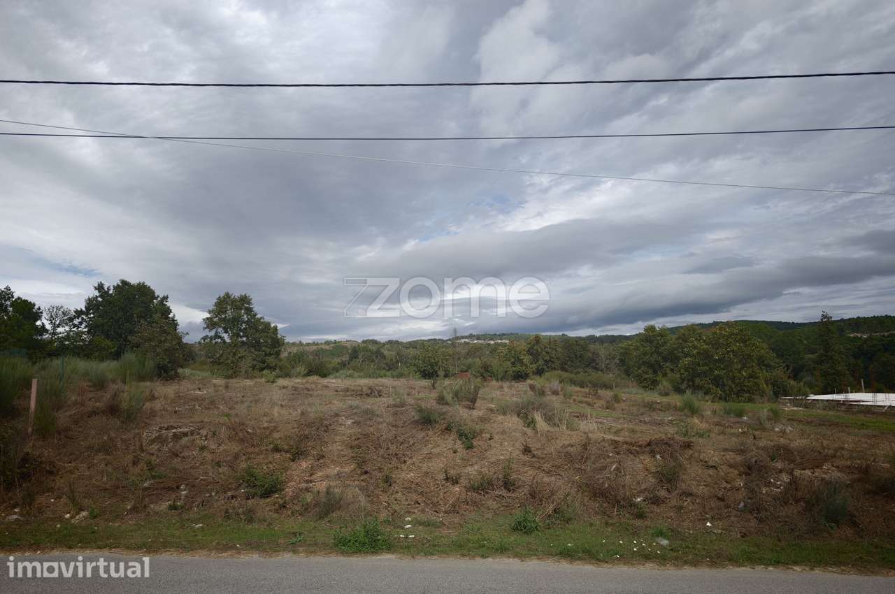 Terreno para construção em Sanguinhedo - Grande imagem: 2/18