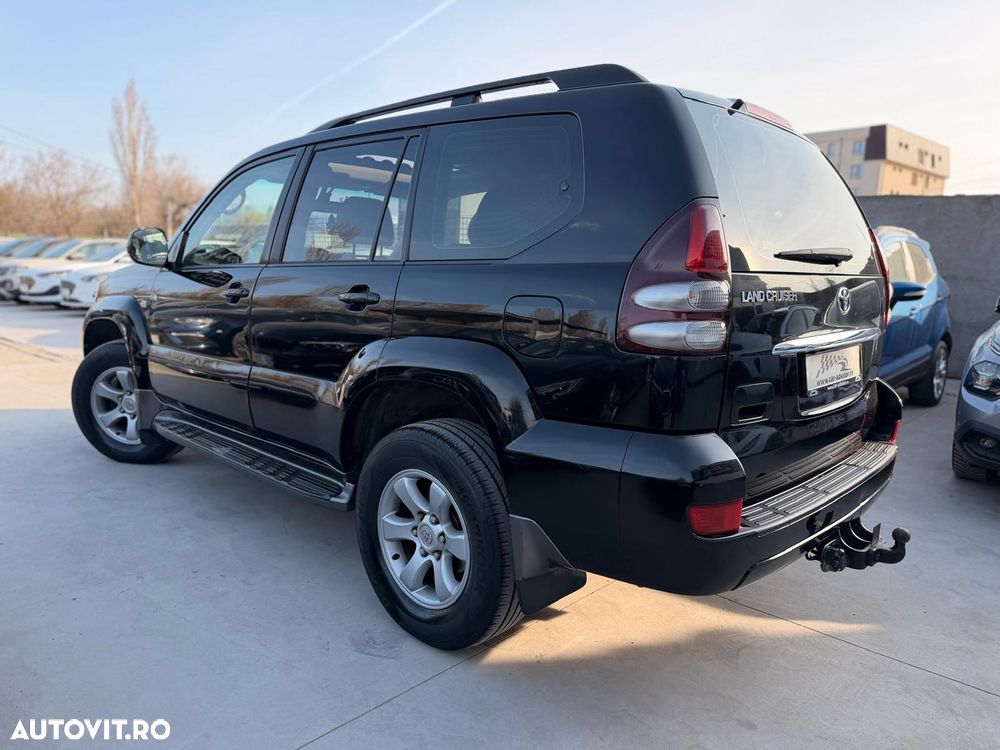 Toyota Land Cruiser - 9