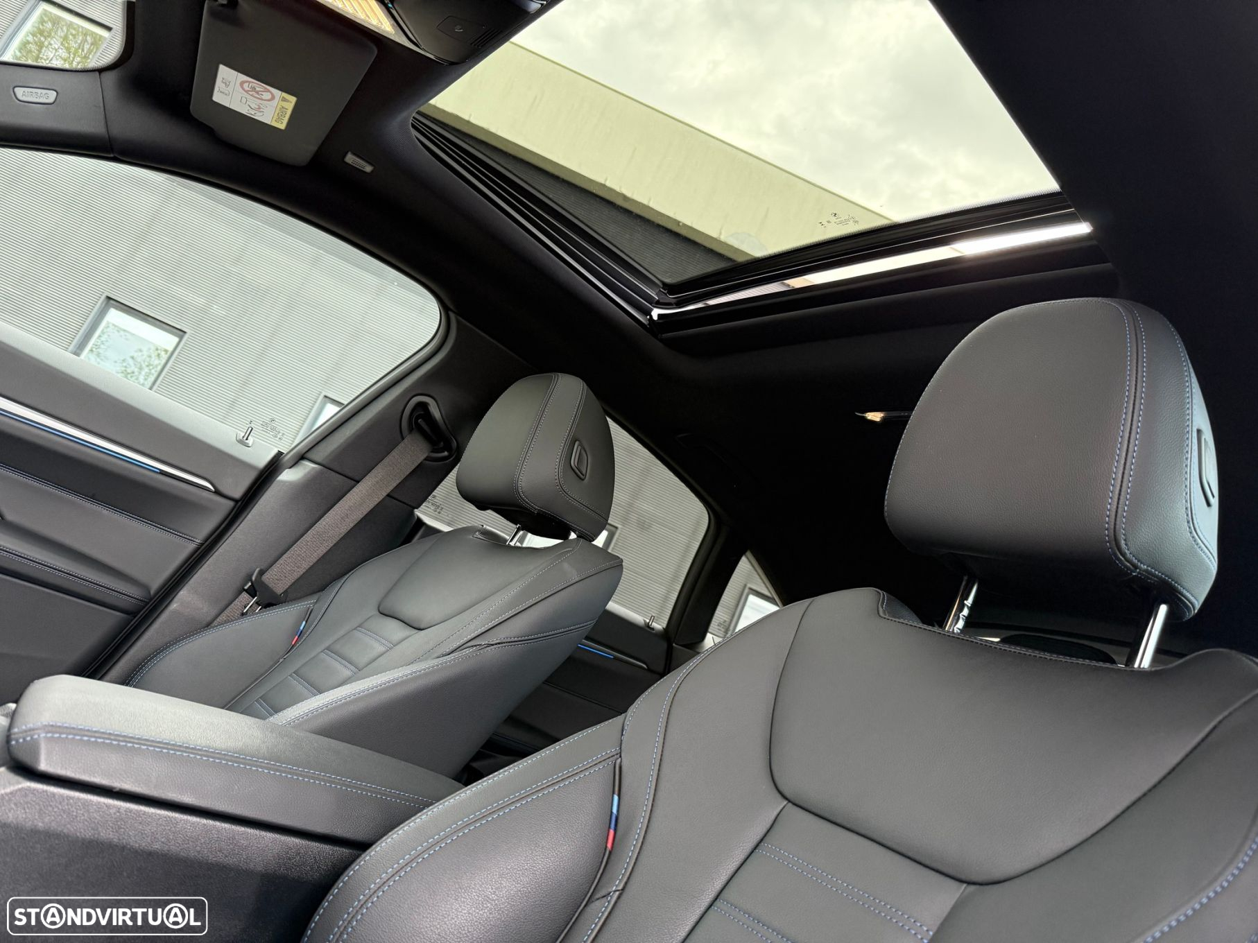 BMW i4 eDrive40 Desportiva M - 32