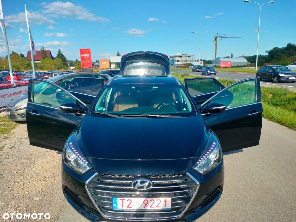Hyundai i40 Kombi 1.7 CRDi Premium - 2