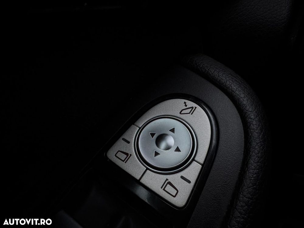 Mercedes-Benz GLC - 17